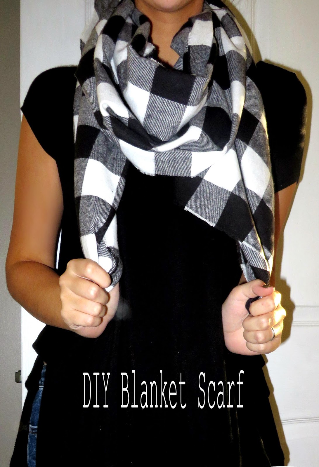 Miss. Maria Elizabeth DIY BLANKET SCARF!