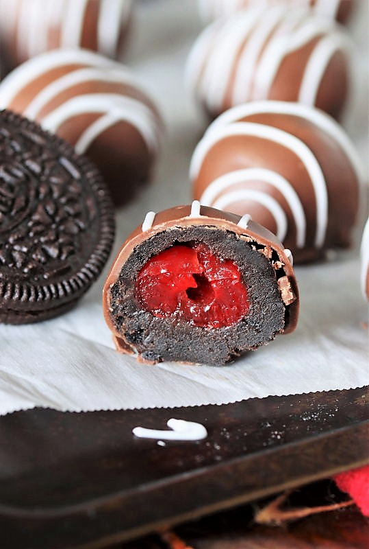 Cherry Oreo Balls The Kitchen is My Playground