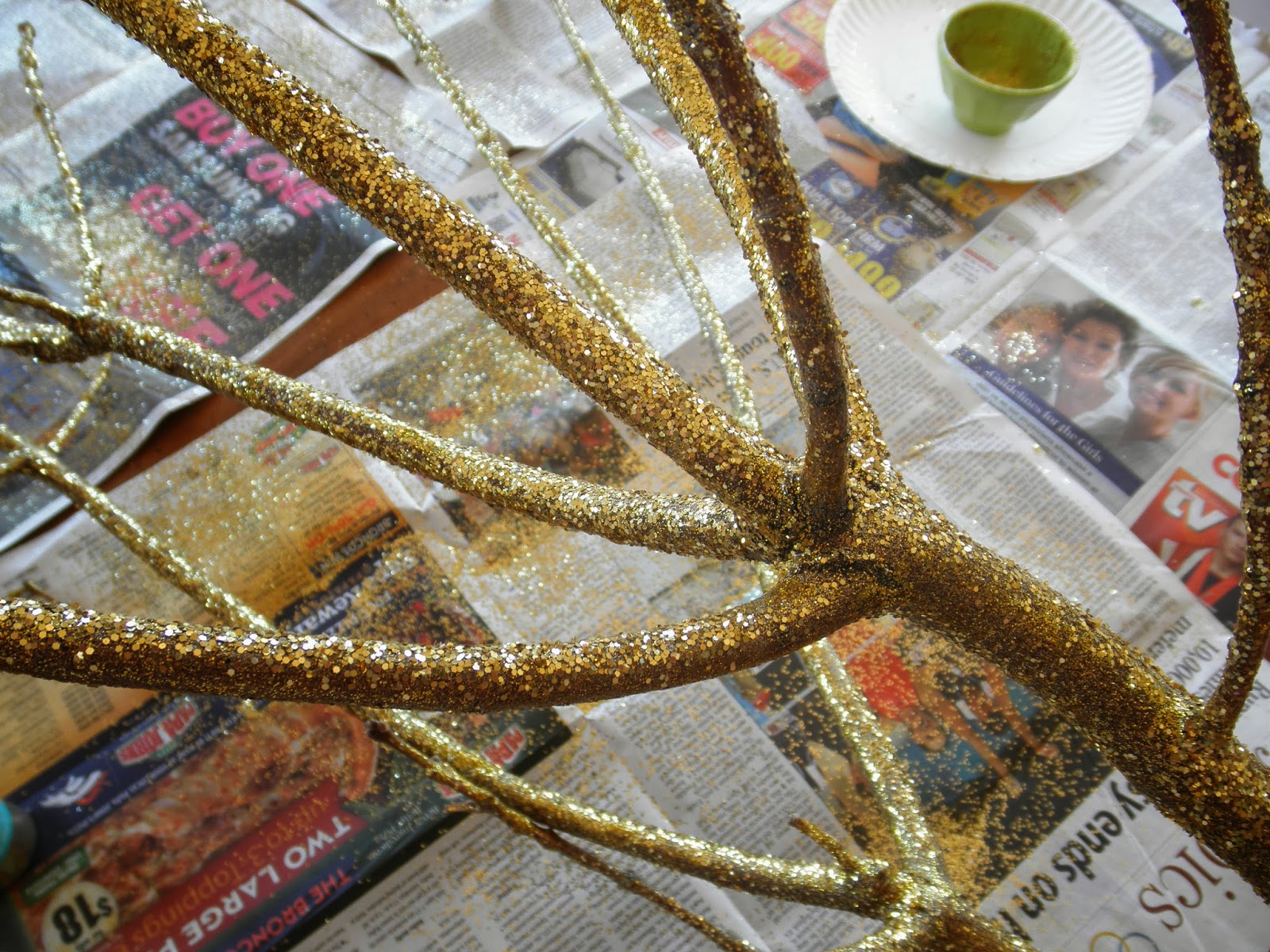 The Partiologist: Gold Christmas Tree