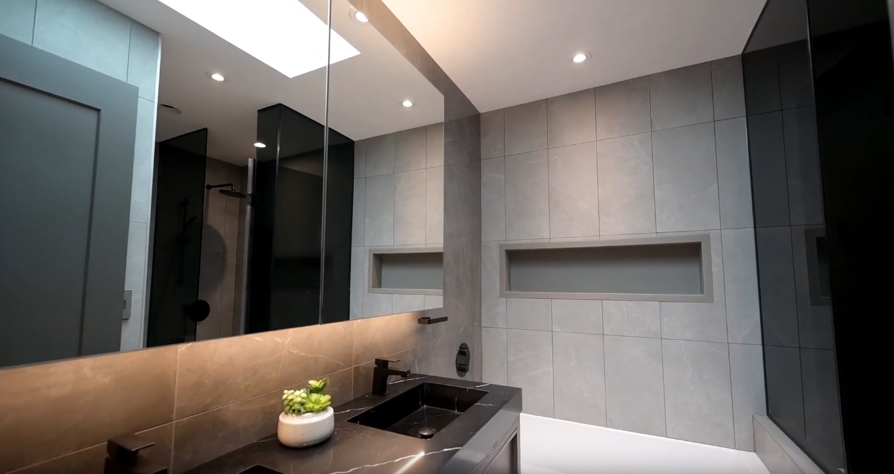 37 Photos vs. 2587 St Clair Ave E, East York, ON Luxury Home Interior Design Tour