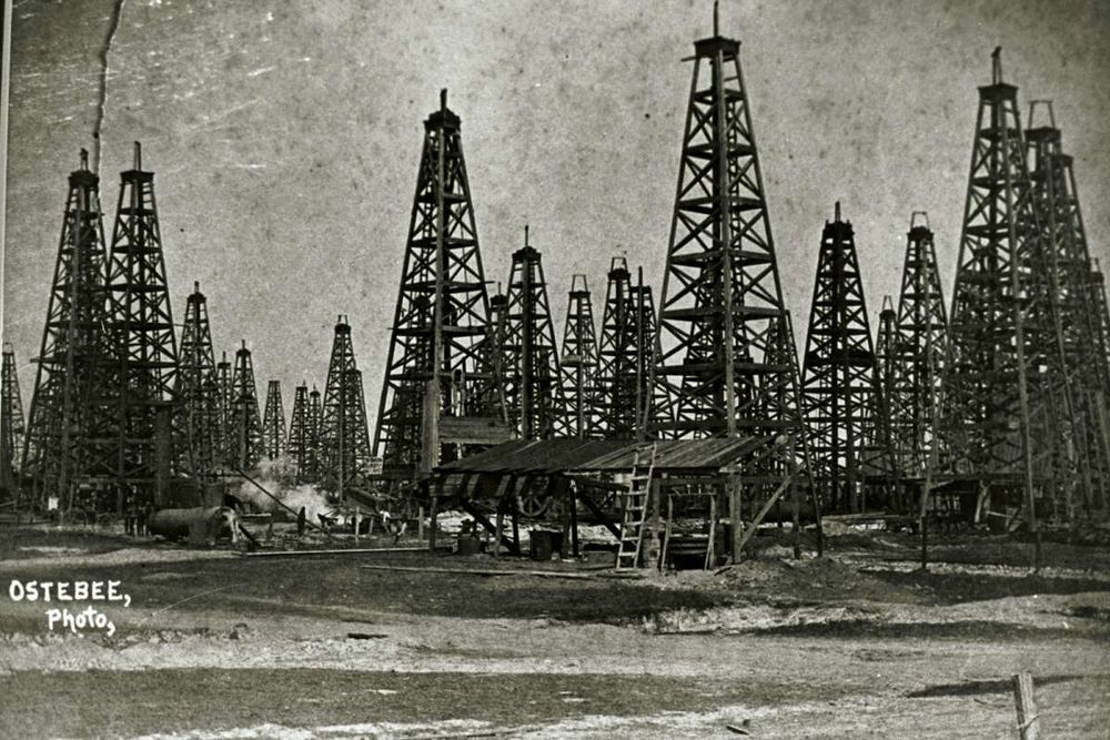 Spindletop Oil Field 