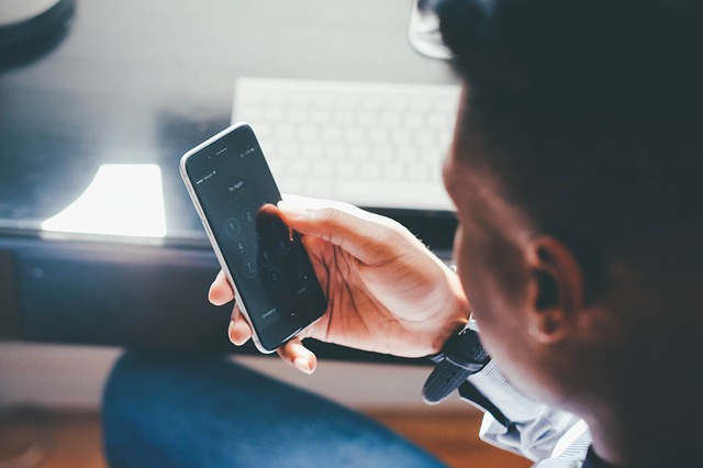 Tutorial Mengaktifkan Mode Gelap di Google Chrome Menggunakan Smartphone Android Tutorial Mengaktifkan Mode Gelap di Google Chrome Menggunakan Smartphone Android