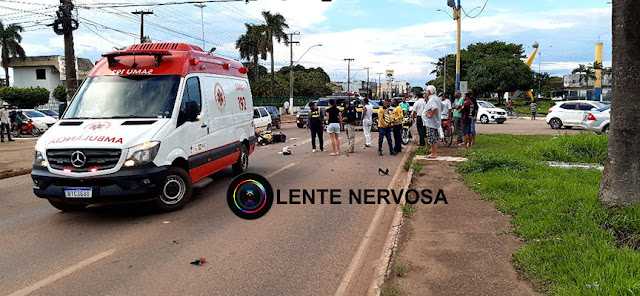 Motociclista fica gravemente ferido ao colidir em caminhonete na Avenida Jorge Teixeira - FOTOS E VÍDEO
