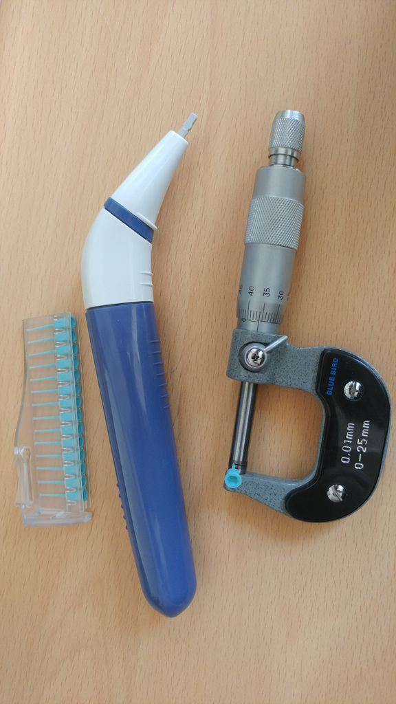 전동 치간칫솔 WaterPik FLA220 Power Flosser