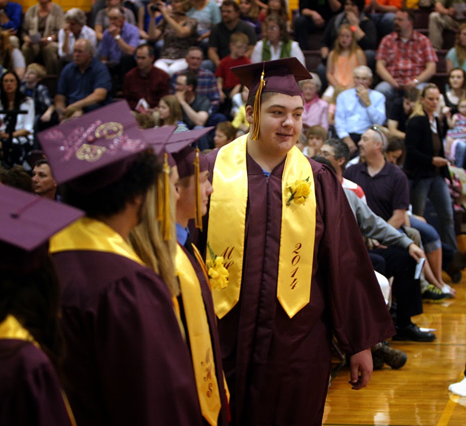 Hutchinson Herald, Menno, South Dakota May 21, 2014 2014 Menno High