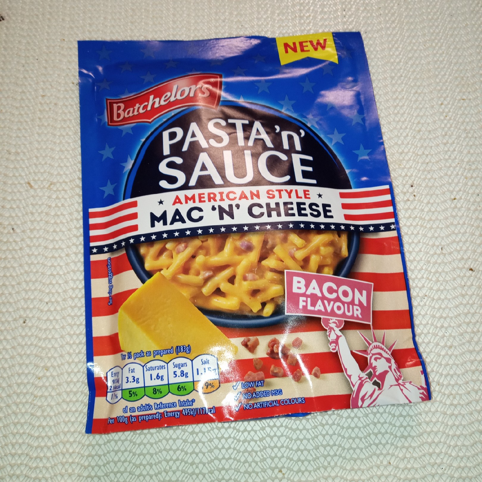 Supersupergirl's Food Reviews Batchelors Pasta n Sauce American style