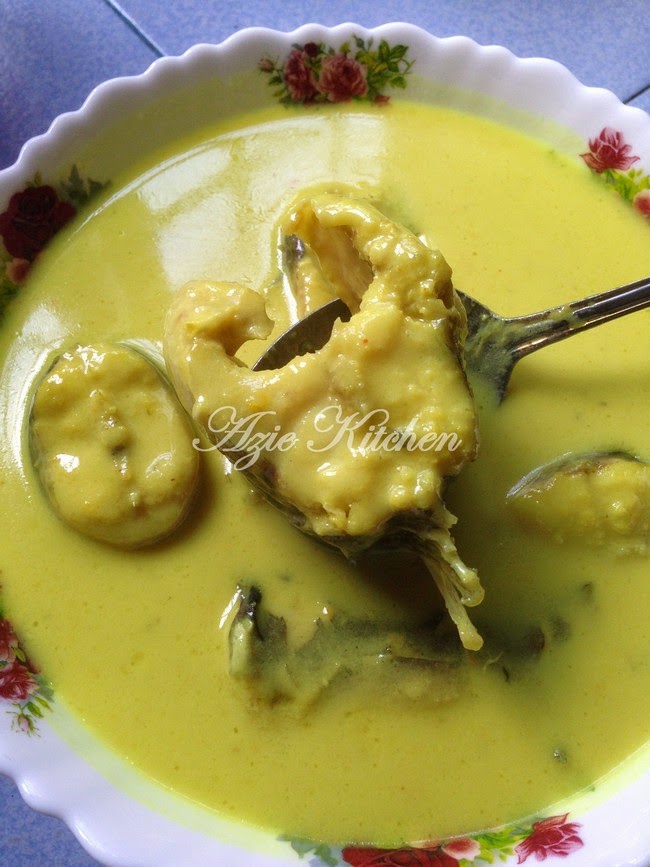 Gulai Lemak Cili Padi Tempoyak Ikan Baung