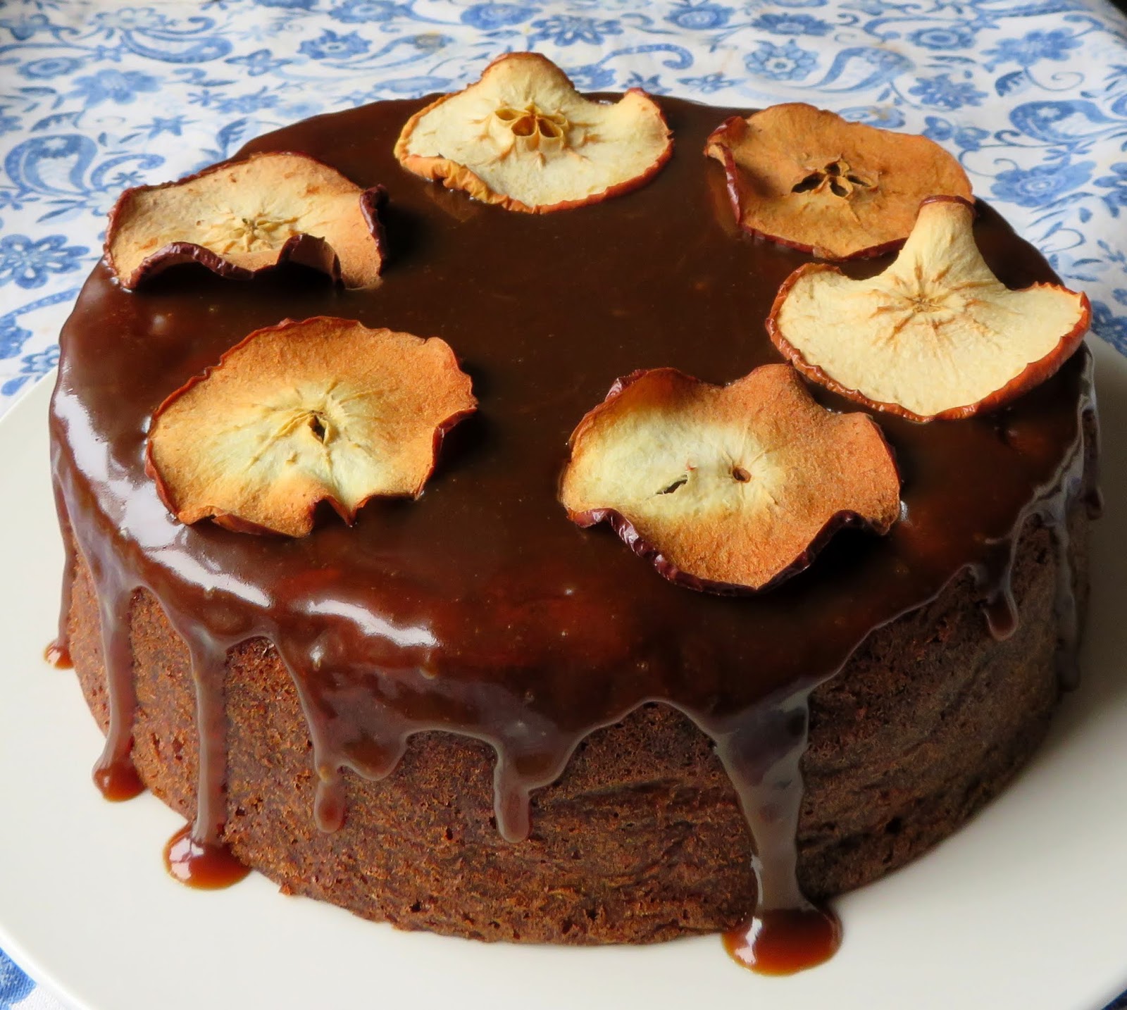 The English Kitchen Moist & Spicy Toffee Apple Cake