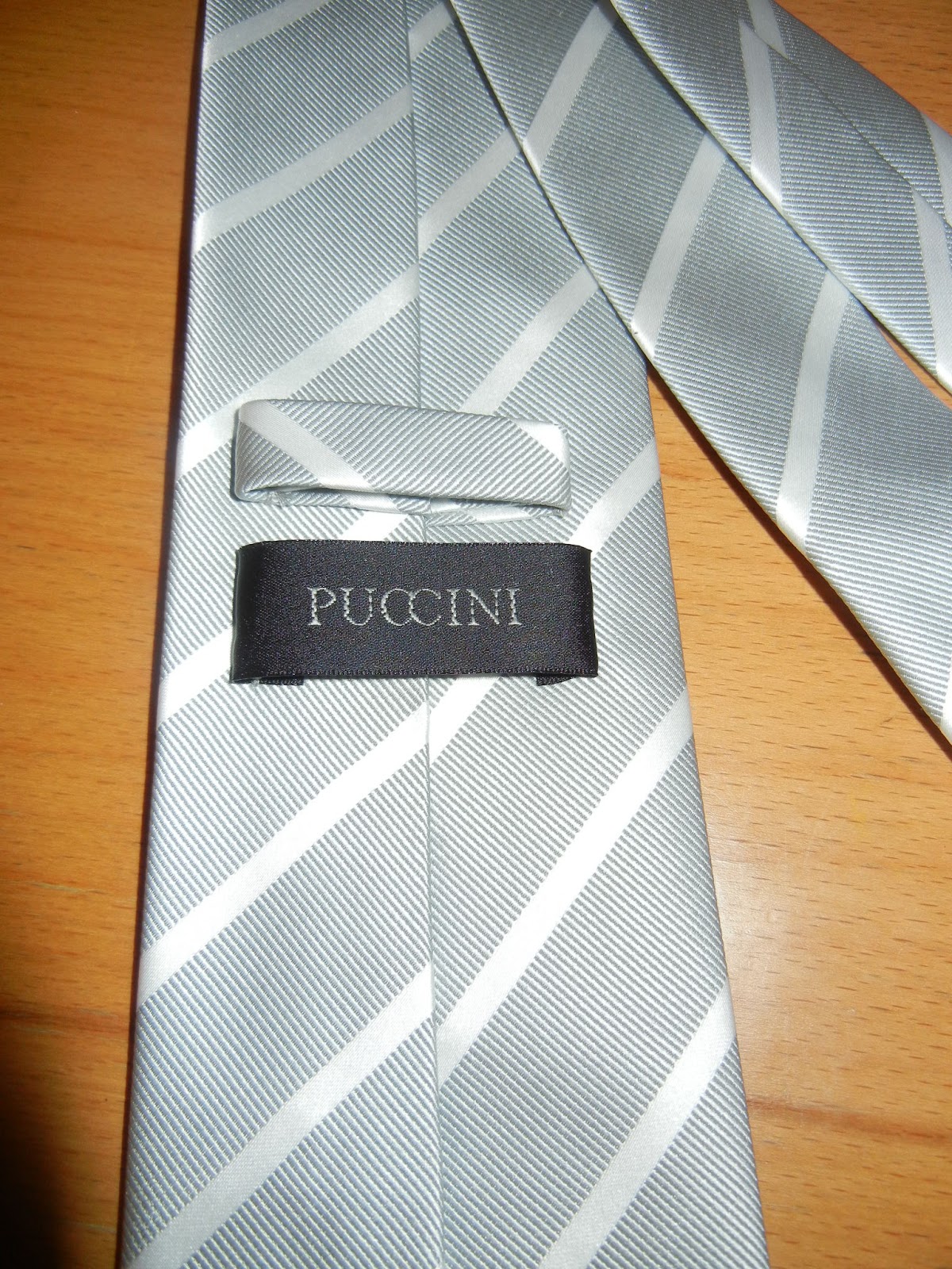 Freebies in Mailbox: Bows 'N Ties Repp-Striped Tie By Puccini ~ Review