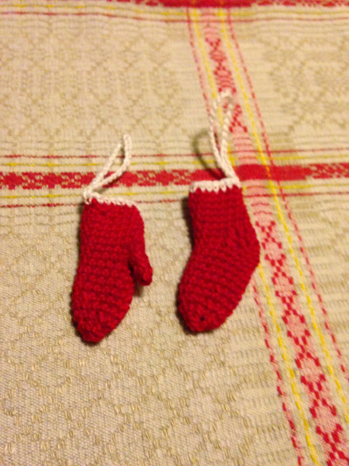 Virka och sticka med Bettan VIRKAT JULPYSSEL