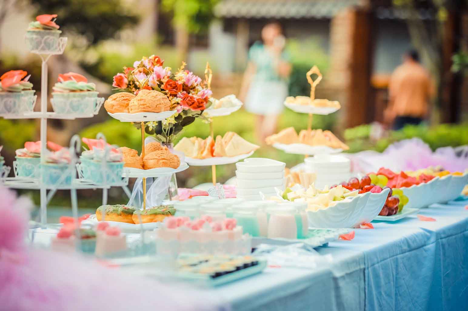 The Ultimate Guide To Throwing An Amazing Garden Party