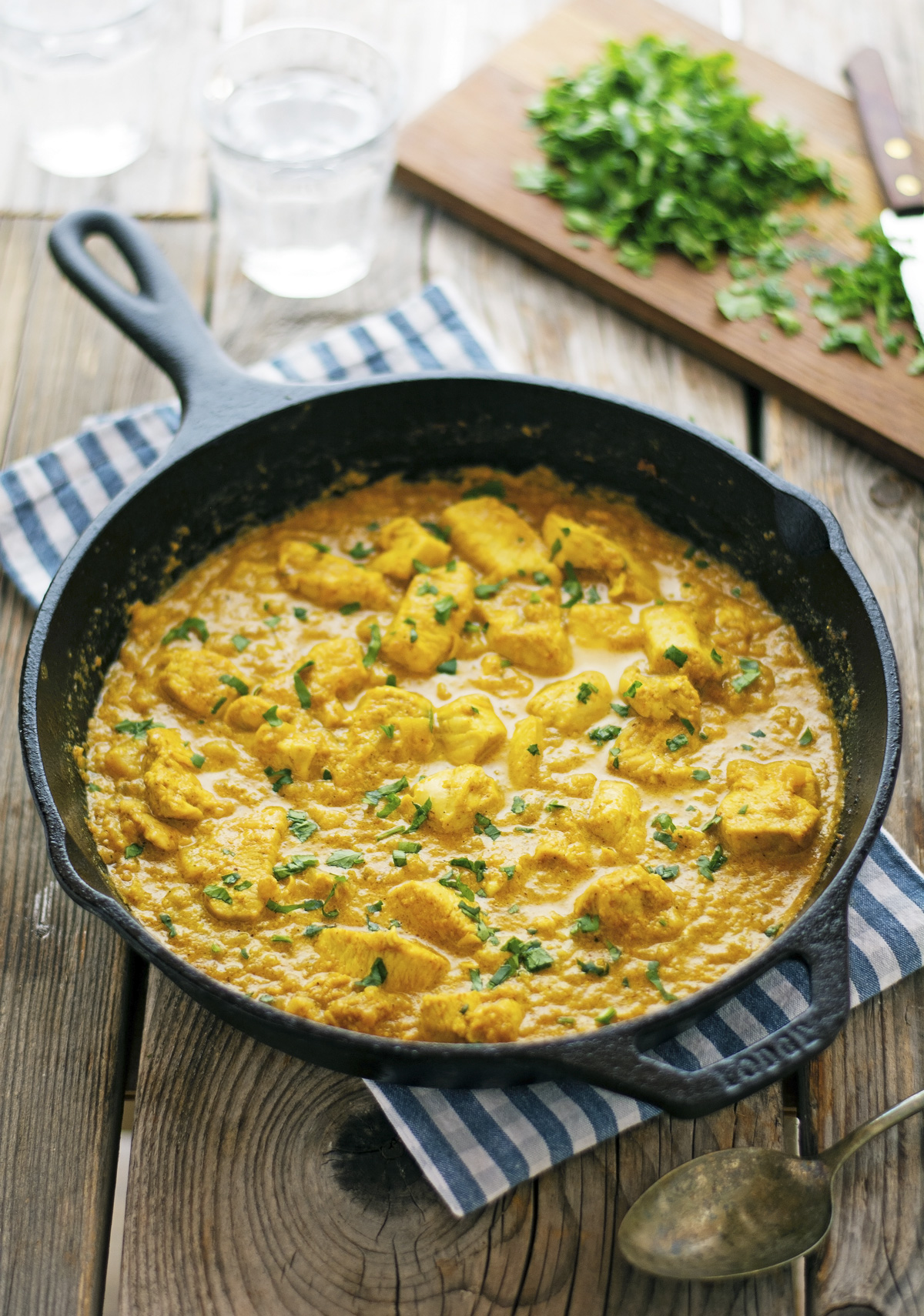 Easy Creamy Apple Chicken Curry