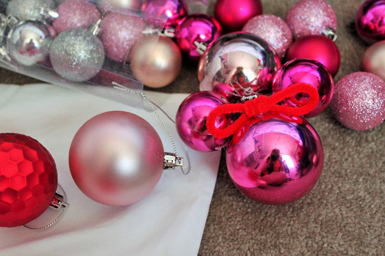 Chelsea Widdicombe D I Y Minnie Mouse Christmas Decoration