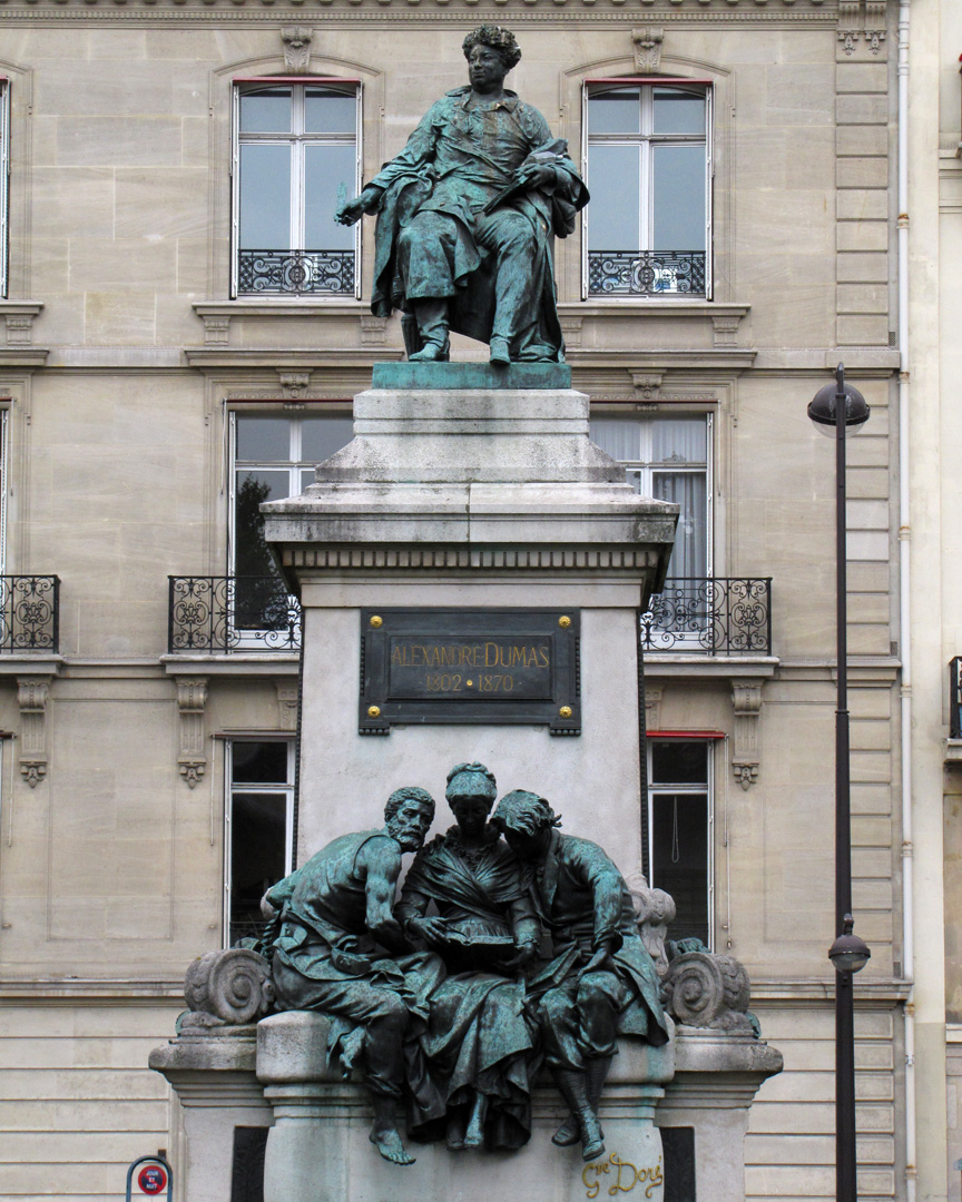 Gustave Dore Monument Alexandre Dumas Place Catroux Paris 