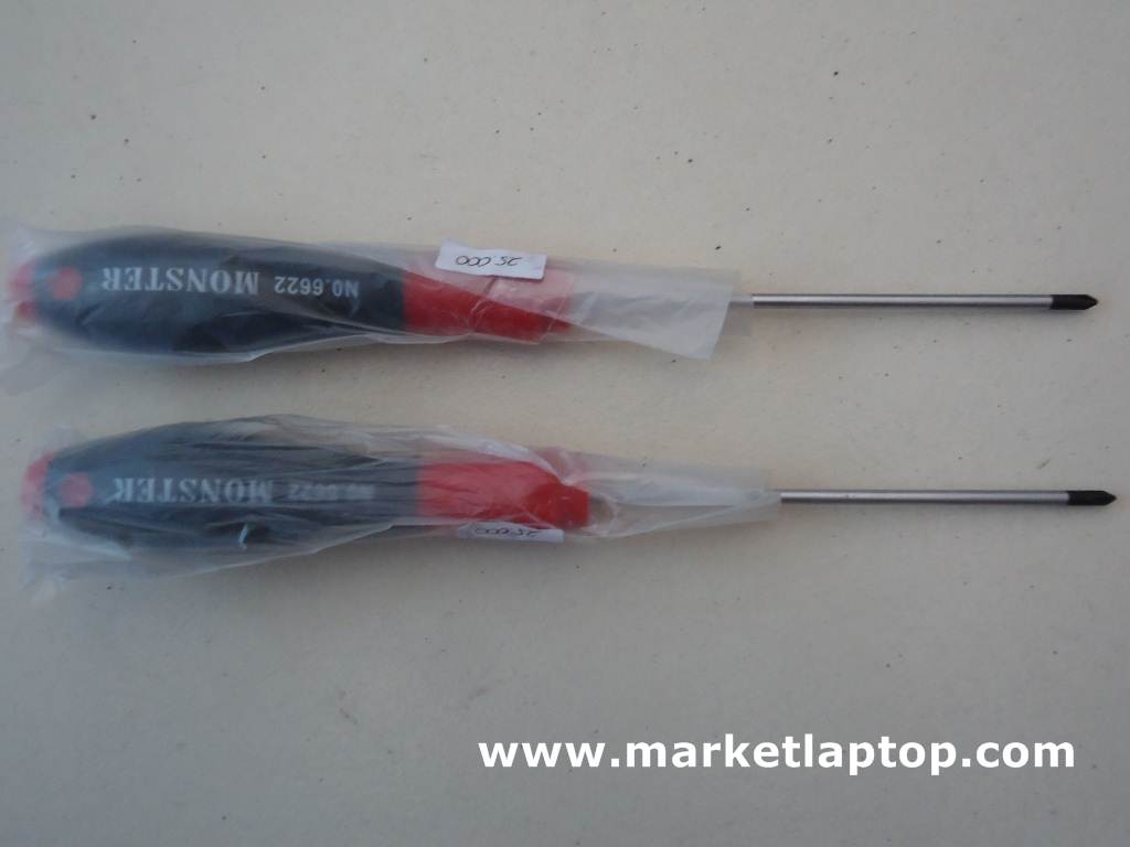 Obeng pembuka cassing laptop - TeknisiKediri.com