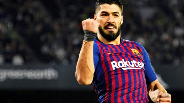 اخبار رياضية برشلونة يستعيد لويس سواريز