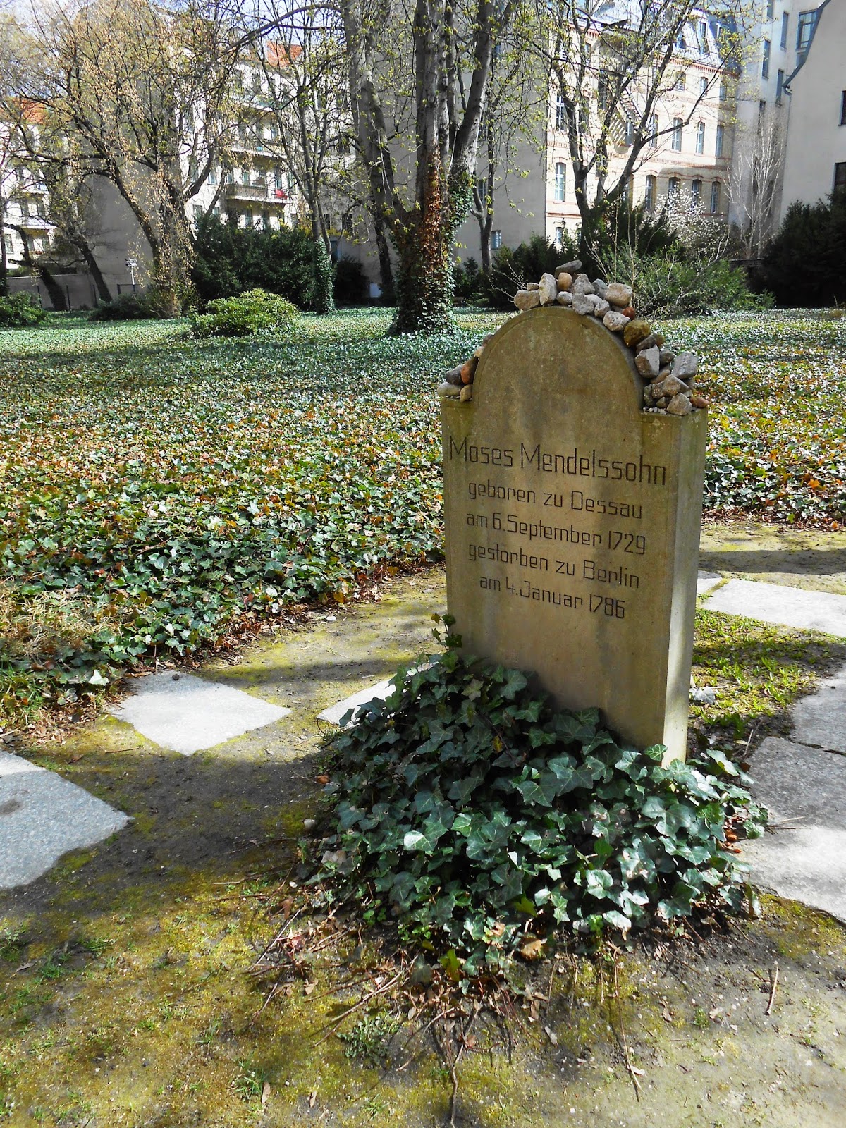 Berlinpinpin Jüdische Friedhöfe (cimetières juifs)