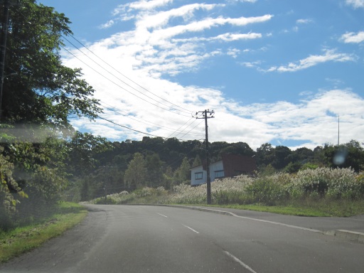 秋の道南 奥尻の旅 177 池になった国道 Bojan International