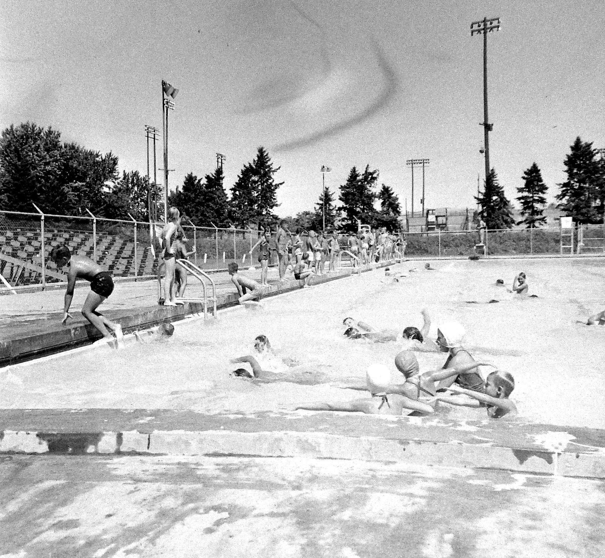 allied veterans memorial swimming and wading pool