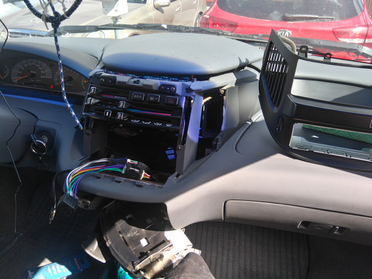 Toyota Previa: How To Remove Old Car Stereo And Install A Bluetooth Stereo, Kenwood Kdc X5100Bt In Toyota Previa