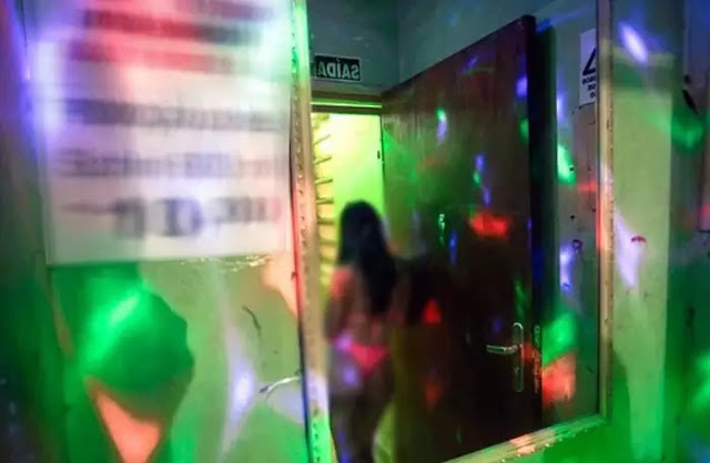 Criança de cinco anos é encontrada em casa de prostituição