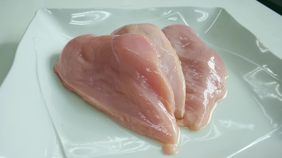ΕΦΕΤ: Ανακαλεί παρτίδα παρασκευάσματος από φιλέτο στήθους κοτόπουλου