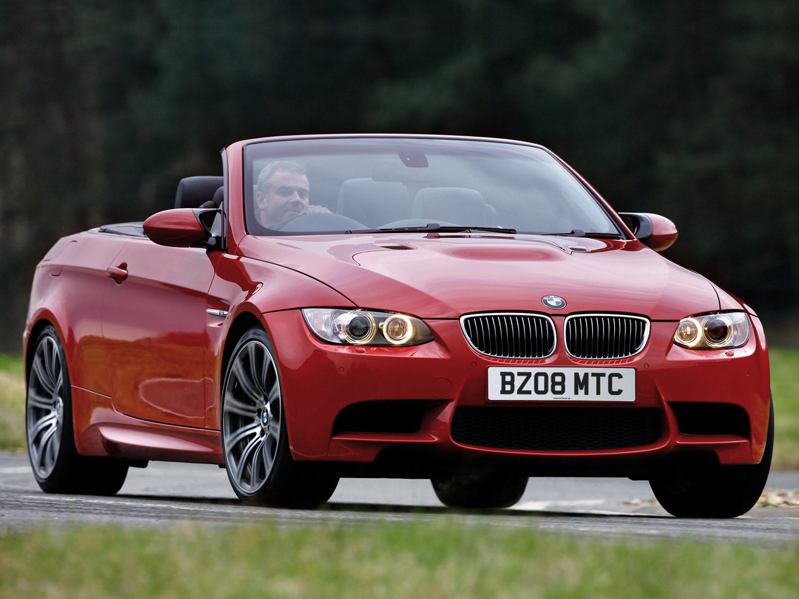 Gambar Mobil BMW M3 Convertible UK Version 2009