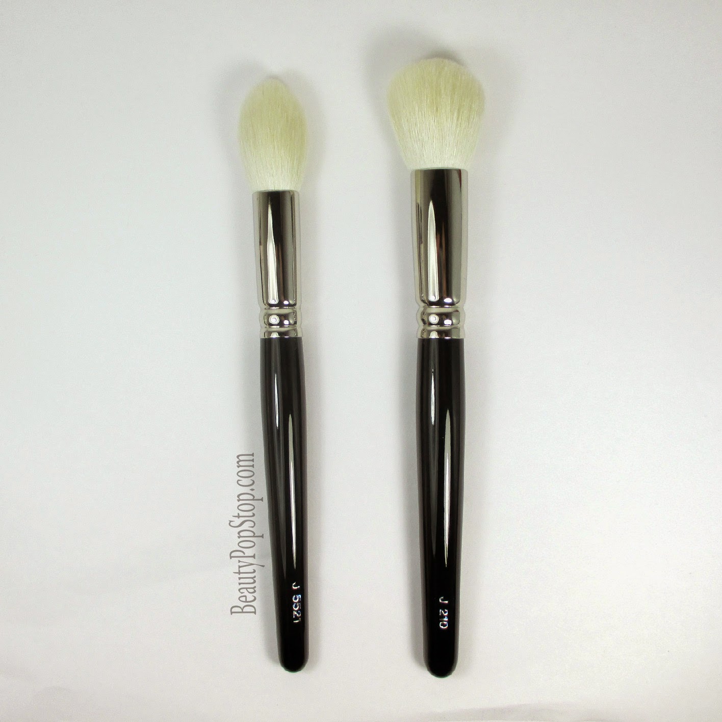 BeautyPopStop Hakuhodo Face Brush Reviews & Comparisons J210, J5521