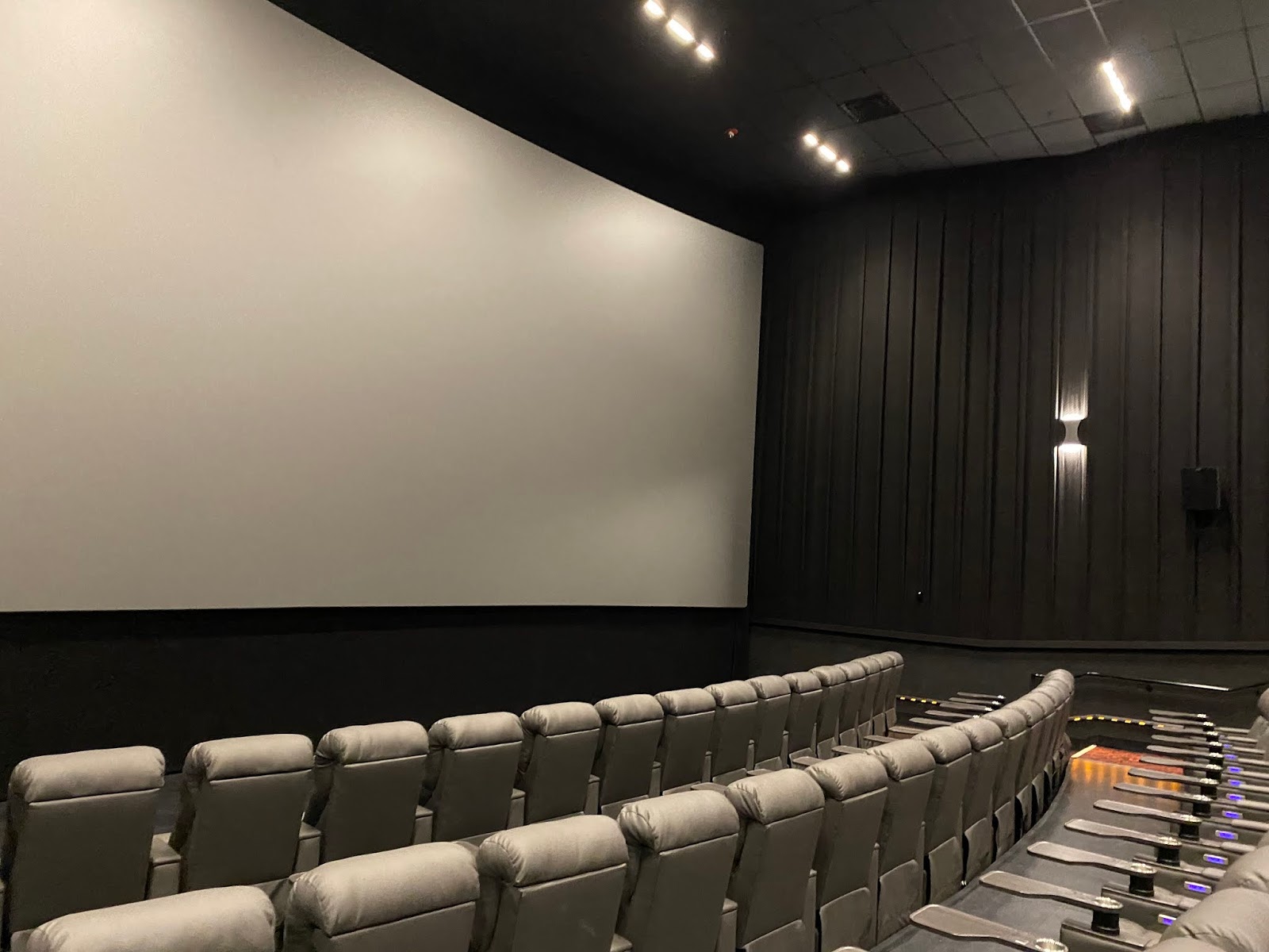 Watch or Pass Deals / News Showplace ICON Tysons Corner New Theater