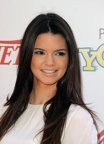 Actrees Celebrity: Kendall Jenner 2011 Fashion Face best Kitson Cutie