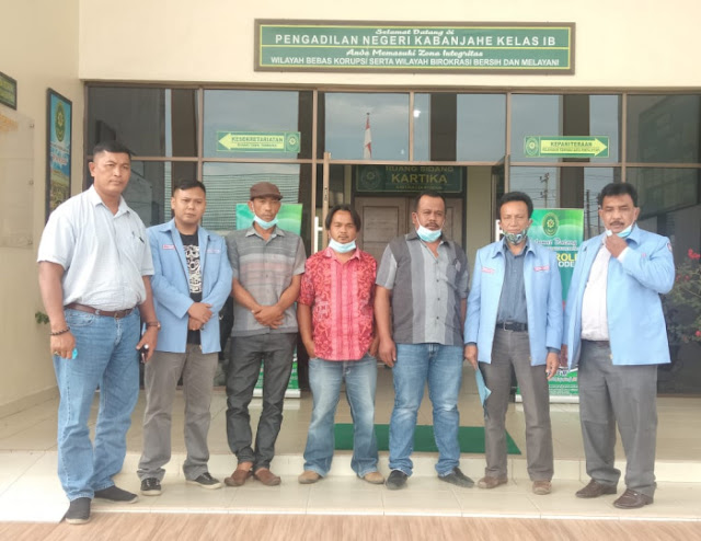 Warga Simanteki Kuta Gugat PT BUK ke Pengadilan Negeri Kabanjahe