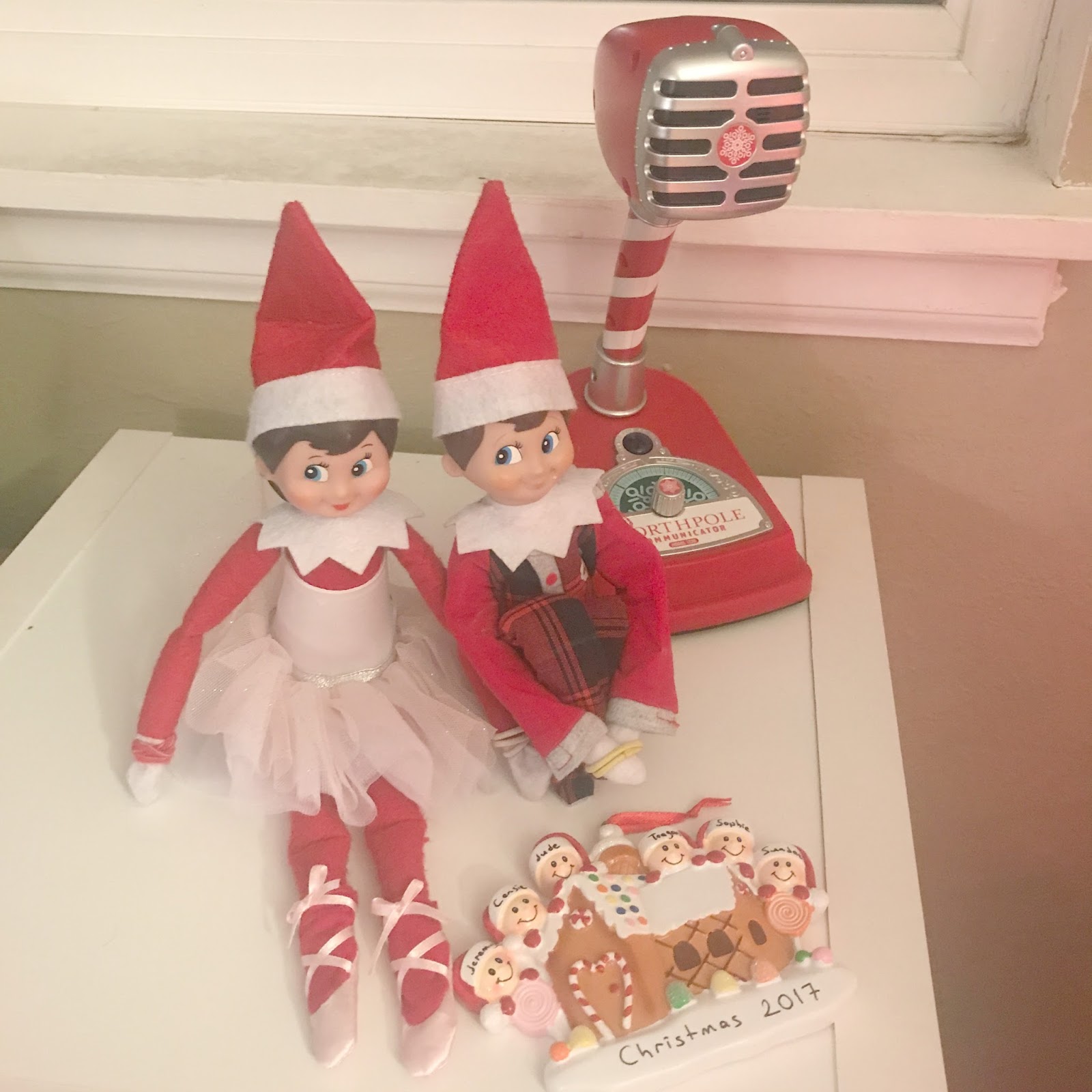 Elf On The Shelf - Easy Ideas For Busy Parents | Building Our Story