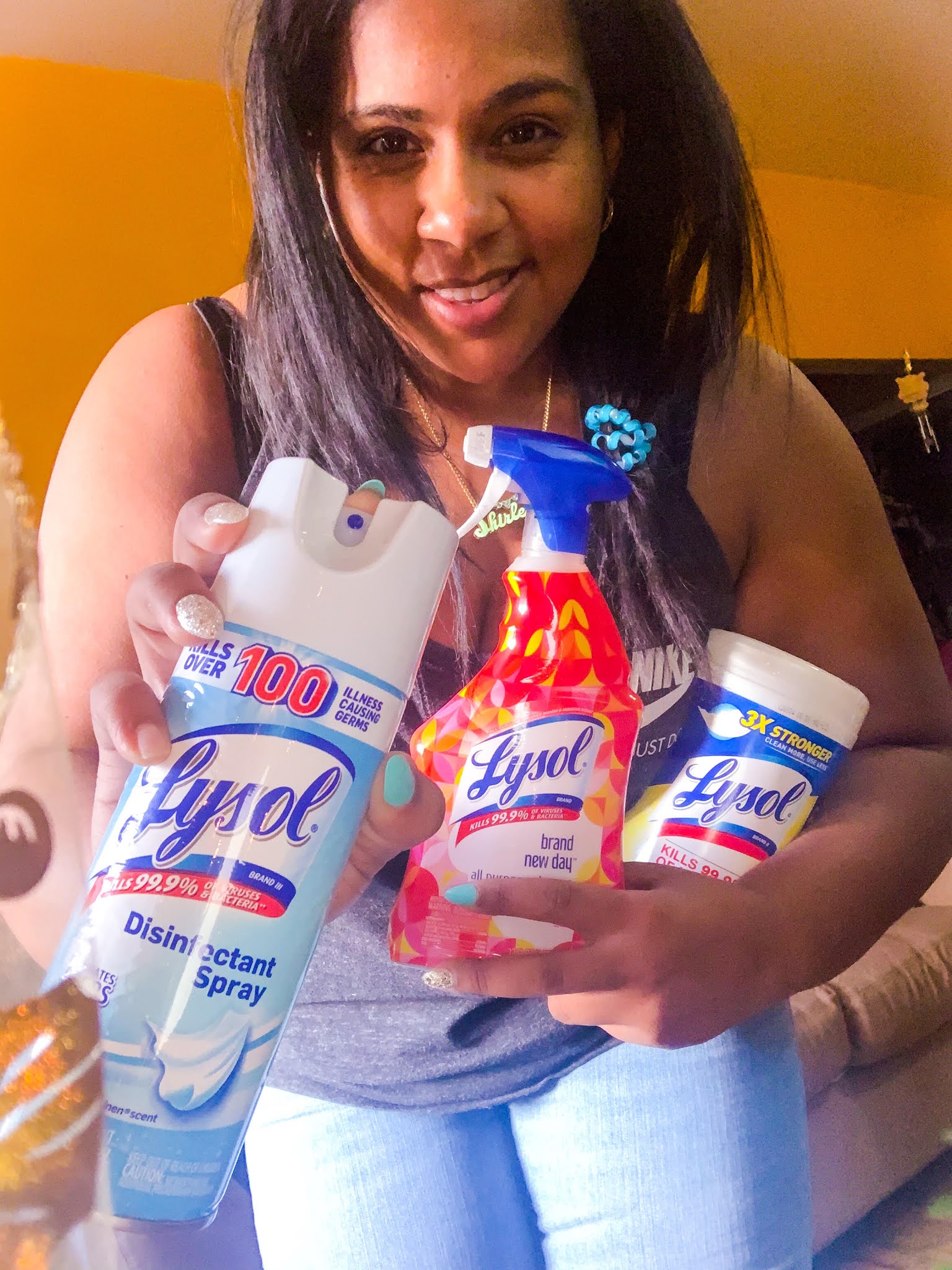Help prevent the spread of illness causing germs with Lysol GermCast™ New Mommy Bliss