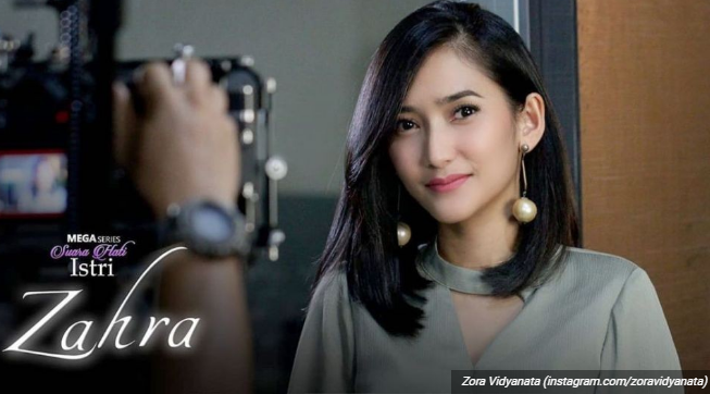  pemeran dan politikus Indonesia keturunan Dayak Profil dan Biodata Zora Vidyanata - Pemeran Ratu dalam Sinetron Suara Hati Istri di Indosiar