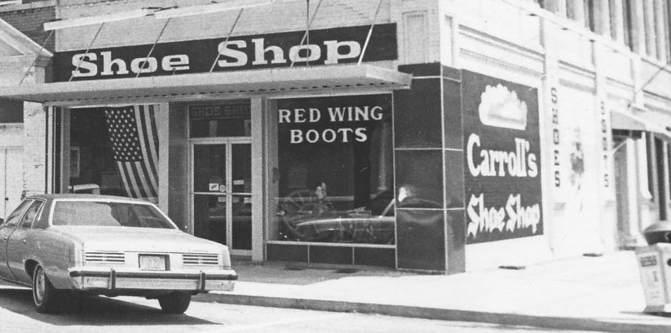 IMAGES OF OUR PAST CARROLL�S SHOE SHOP HICKS BUILDING