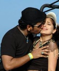 Hot Desi Aunty Actress Girls Images Sex Pics: Hot Desi Aunty Boobs Pressing