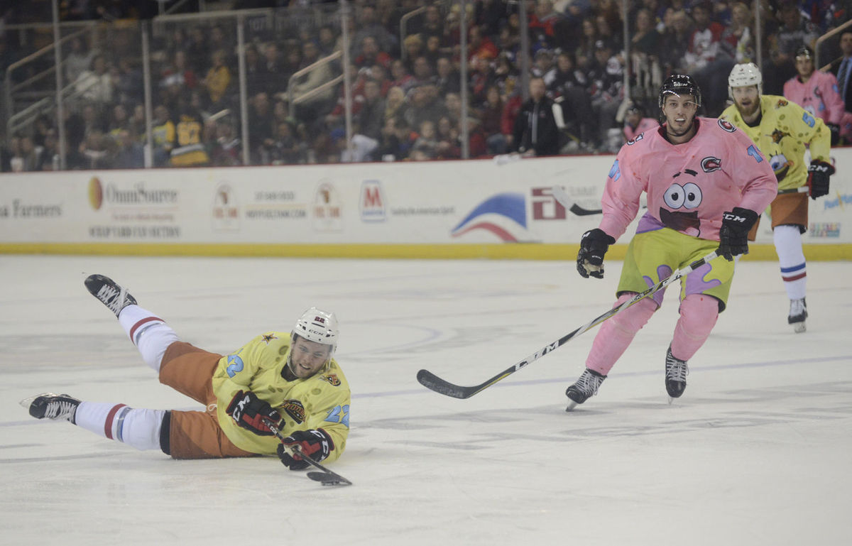NickALive!: ECHL Ice Hockey Teams Battle In SpongeBob SquarePants And Patrick  Star Jerseys