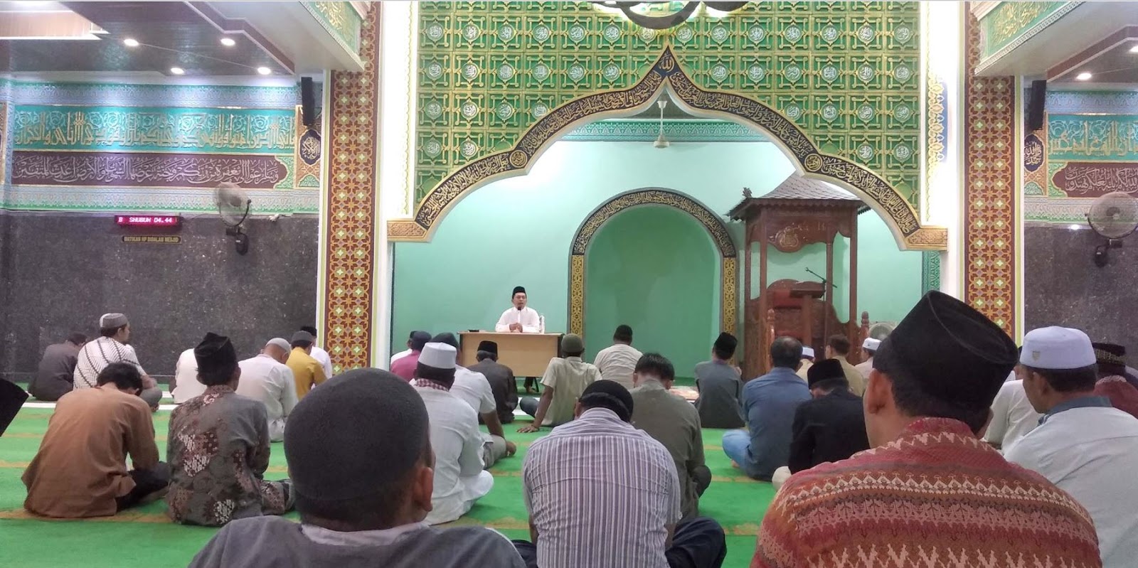 10 Contoh Ceramah Singkat Tentang Berbagai Tema Lengkap