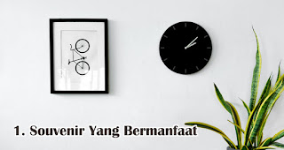 Jam dinding Merupakan Souvenir Yang Bermanfaat 