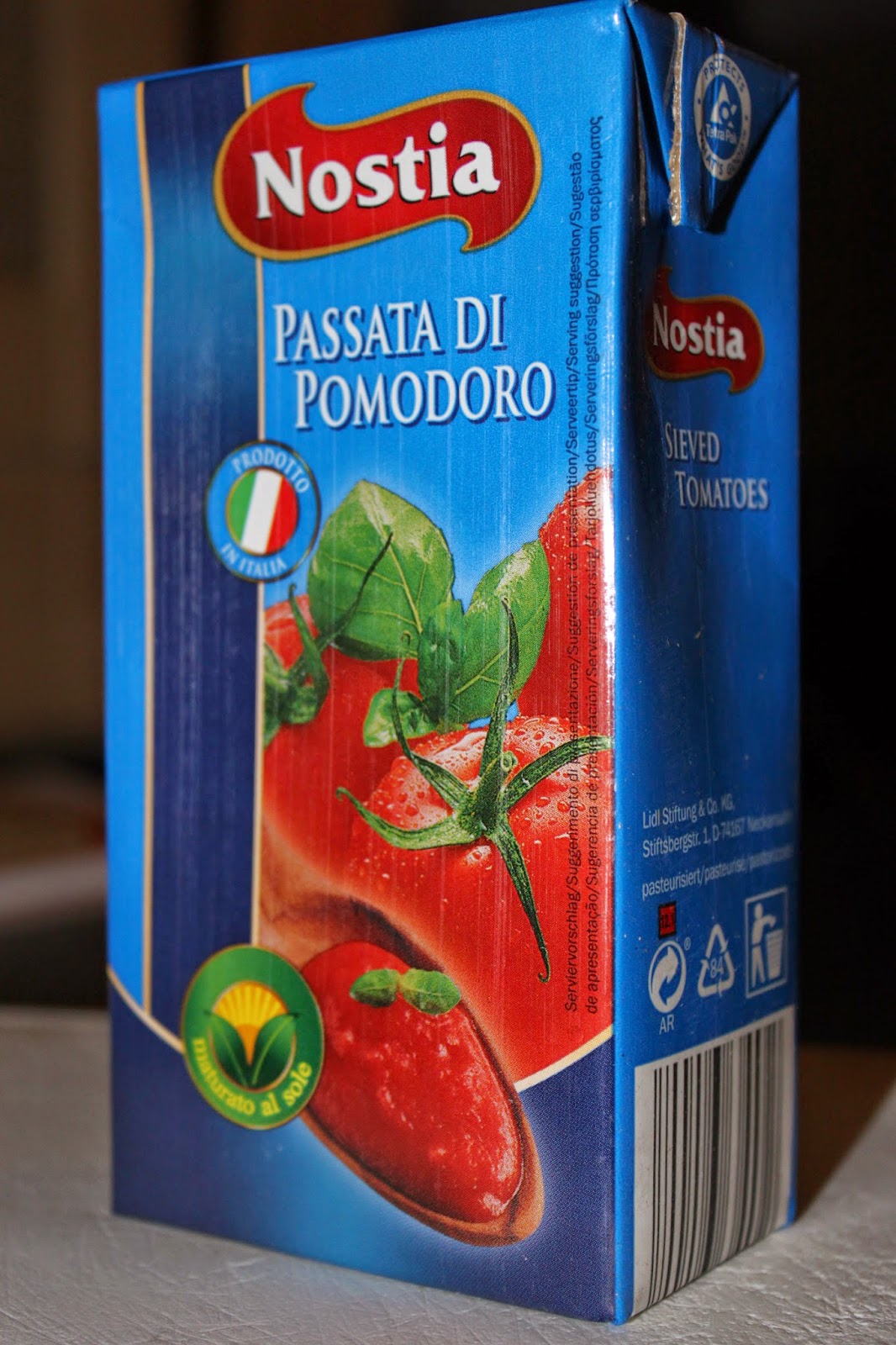 The Skinny Doll Roast pepper & tomato soup...