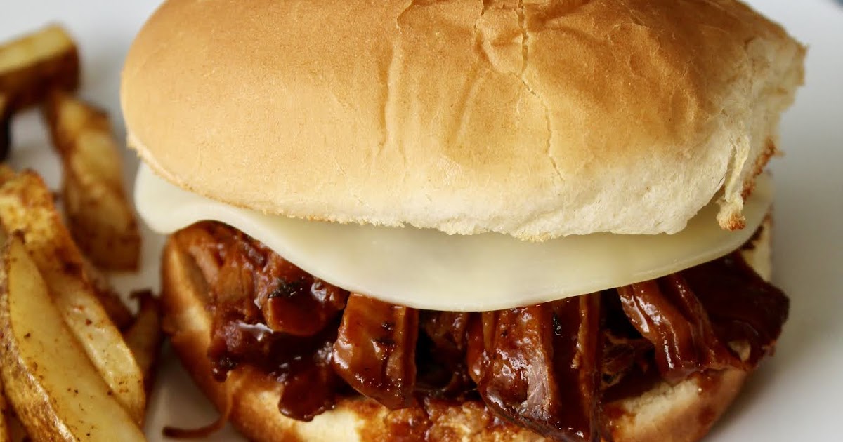 Slow Cooker Smoky BBQ Beef Sandwiches