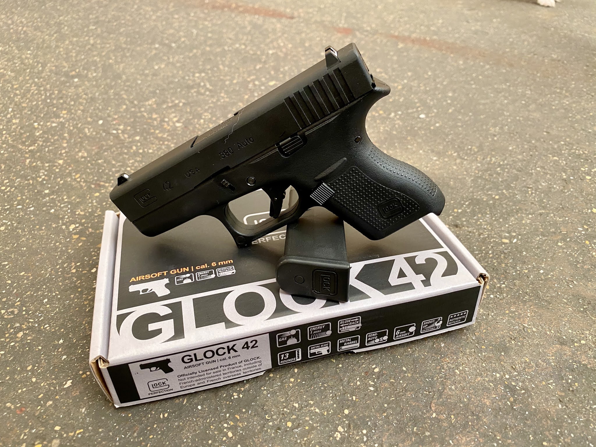 GUNS UMAREX/VFC GLOCK 42 Femme Fatale Airsoft