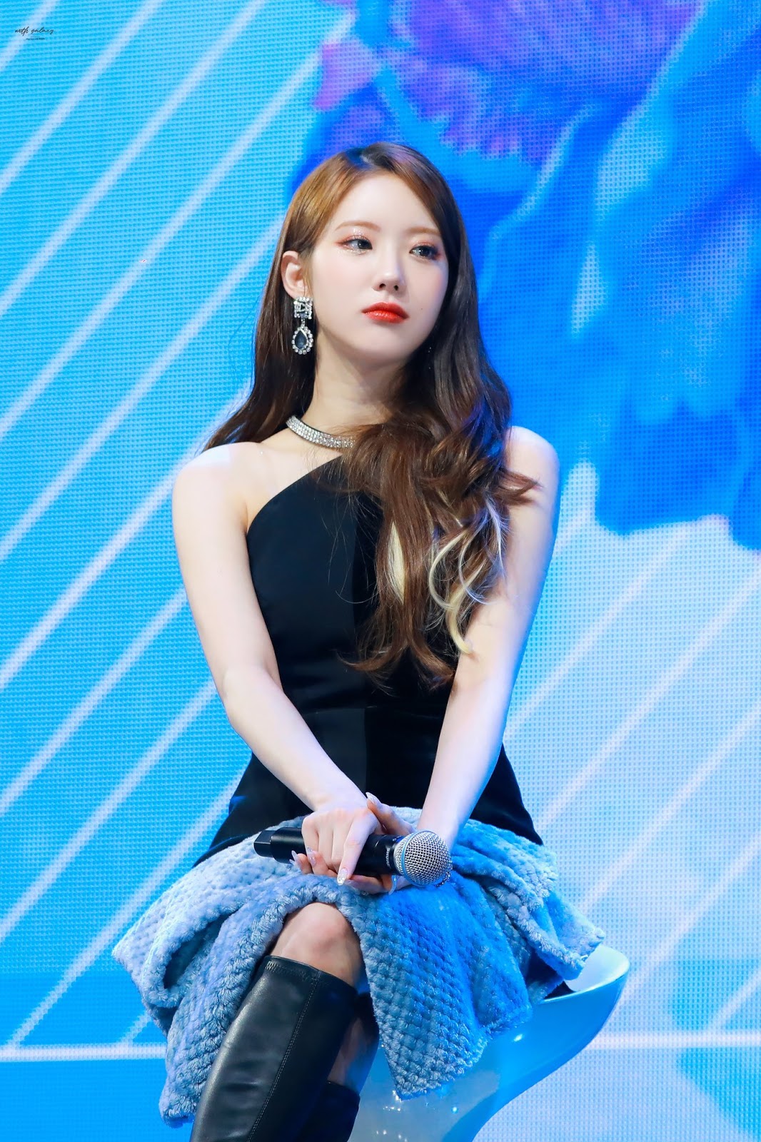 혼자 귀엽고 이쁘고 다하는 우주소녀 루다