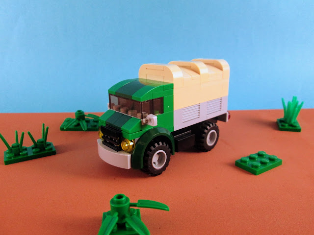 MOC LEGO Mercedes-Benz Unimog