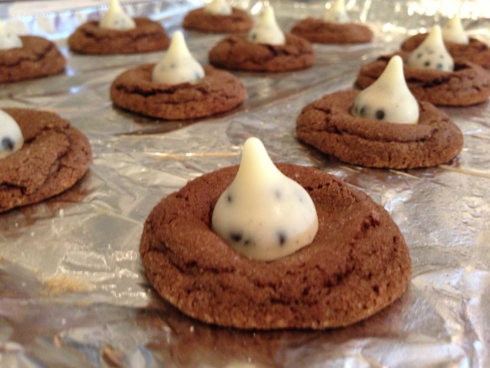 Cookies n' Cream Blossoms Sisters in the Kitchen