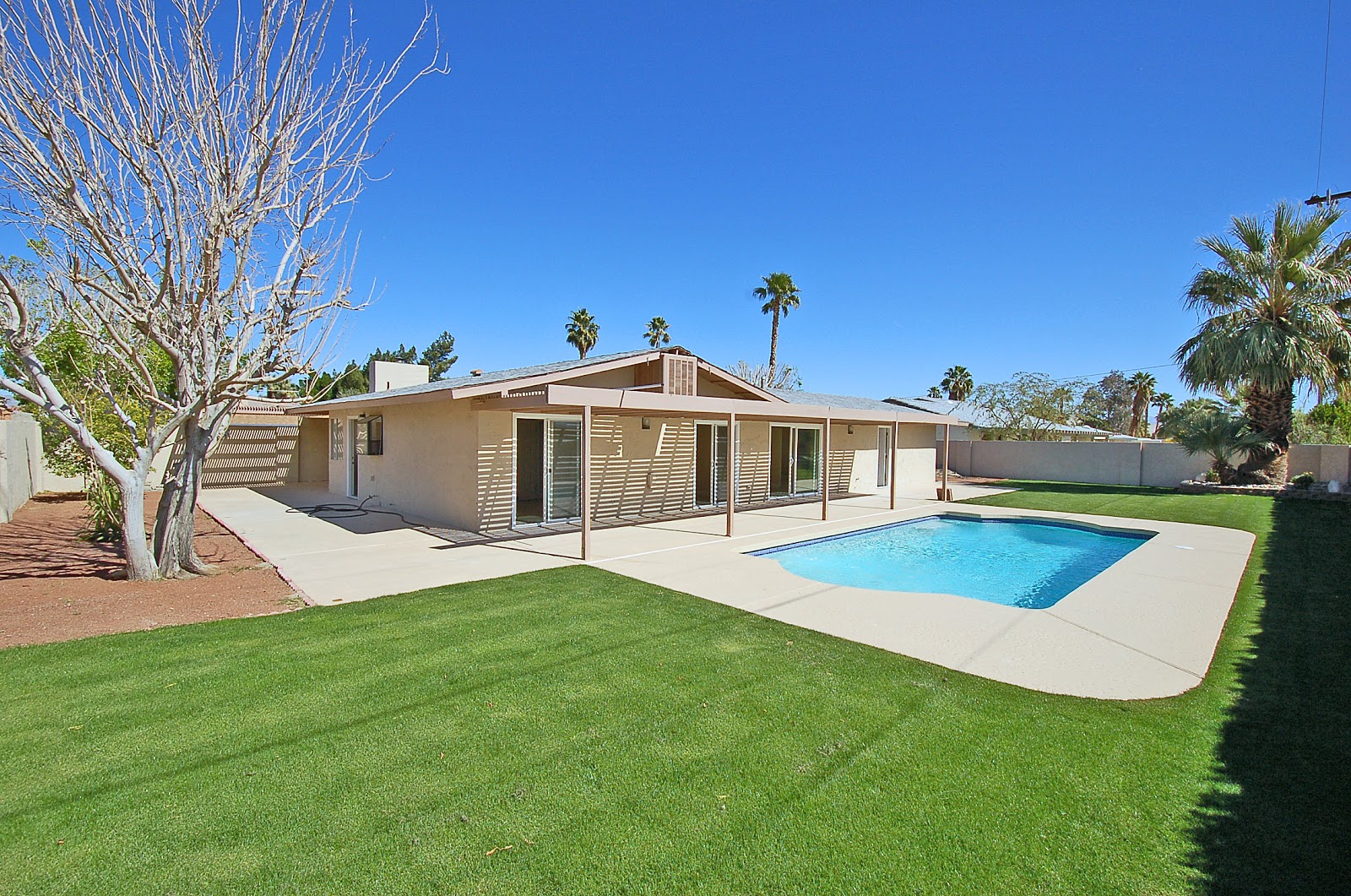 Russell Hill, Palm Springs Area Real Estate Palm Springs Homes for