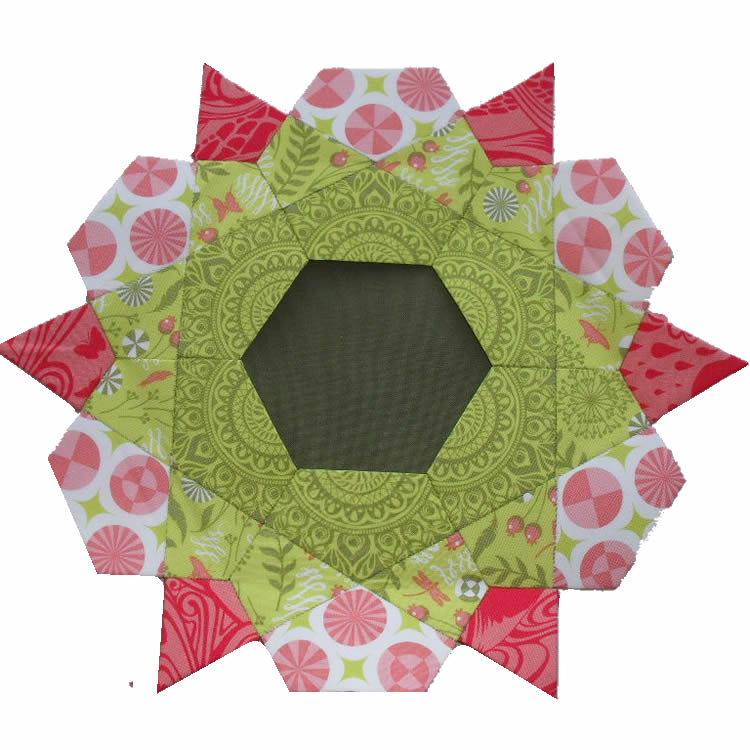 Possum Blossom Patchwork: Back to the drawing board - Rose Star quilt