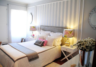 11 Ideias para Decorar Quarto de Casal com Parede às Riscas