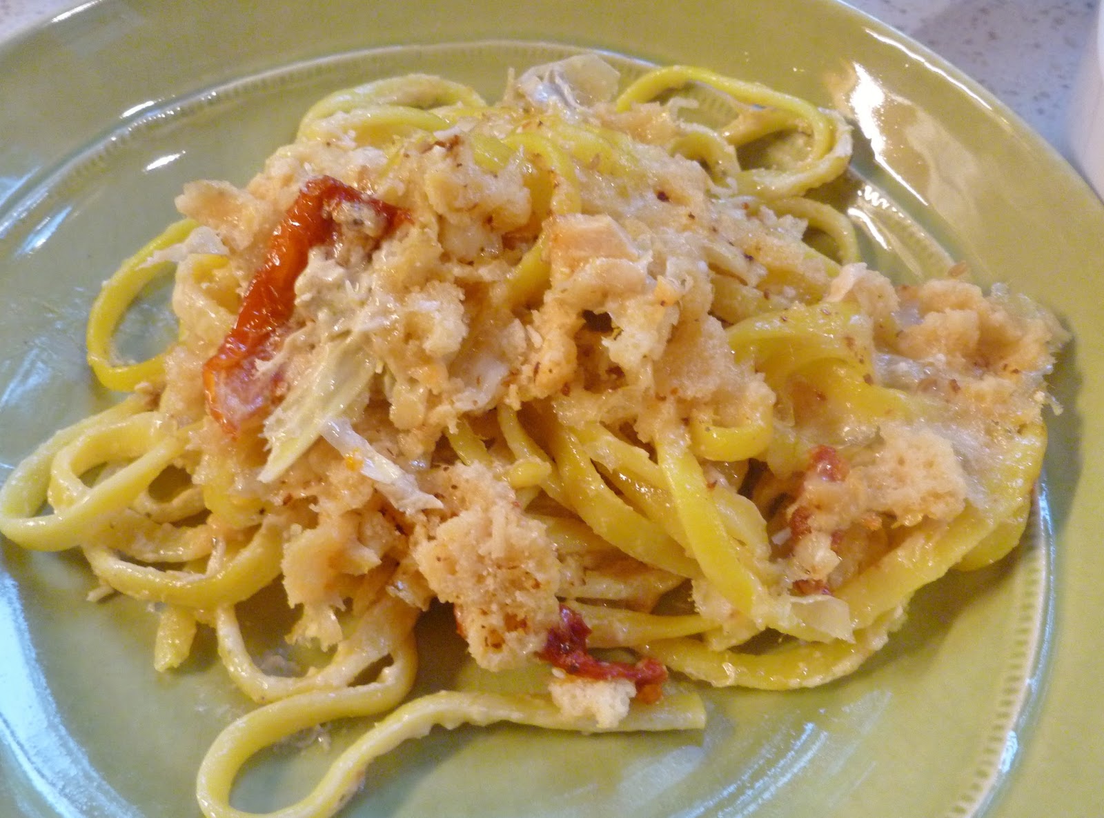 Lindaraxa Lemon Pasta With Artichoke Hearts, Tuna, Sundried Tomatoes