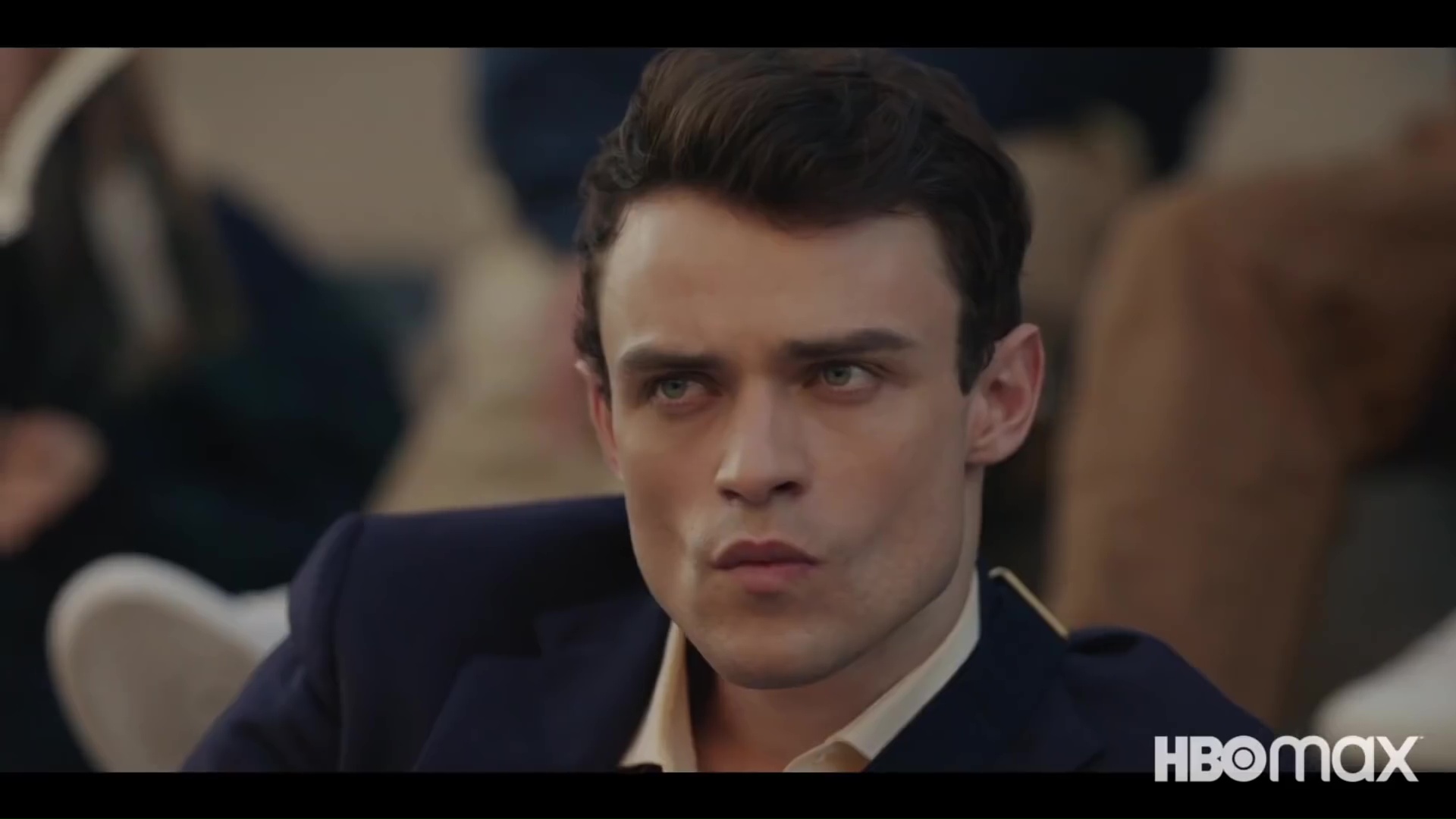 Films Et Séries Tv Avec Thomas Doherty ausCAPS: Thomas Doherty, Eli Brown and Evan Mock shirtless in Gossip